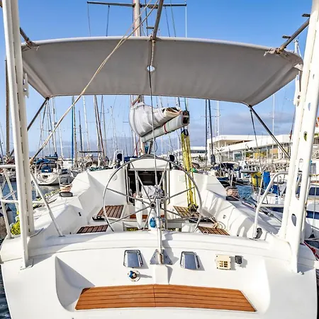 Relaxing On A 38ft Sail Yacht Botel