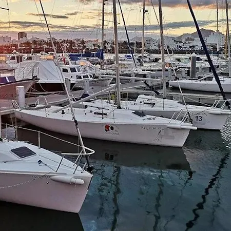 Relaxing On A 38ft Sail Yacht Botel Arrecife (Lanzarote)